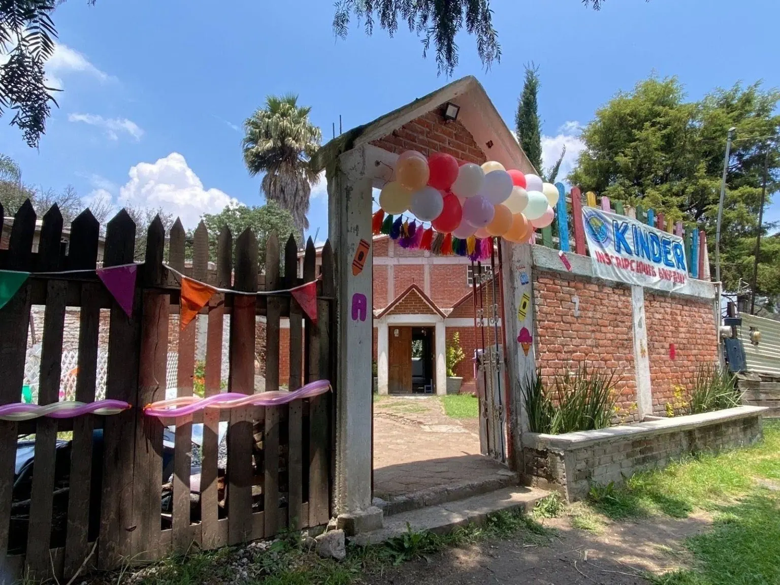 Fachada renovada del Jardín de Niños Mundo Mágico
